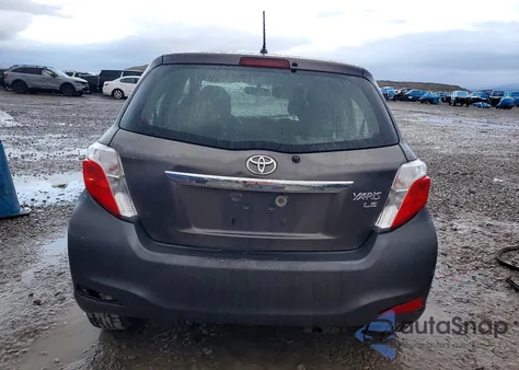 2013 Toyota Yaris z USA, uszkodzony, nr VIN JTDKTUD35DD555875